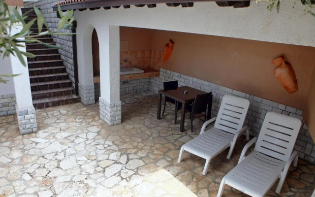 Spacious Izola Apartment SL
