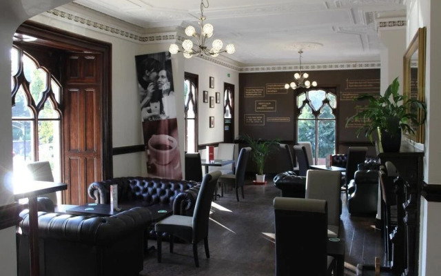 The Milverton Hotel