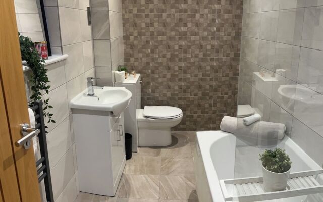 HU1 Hull City Centre Modern Apartment H9