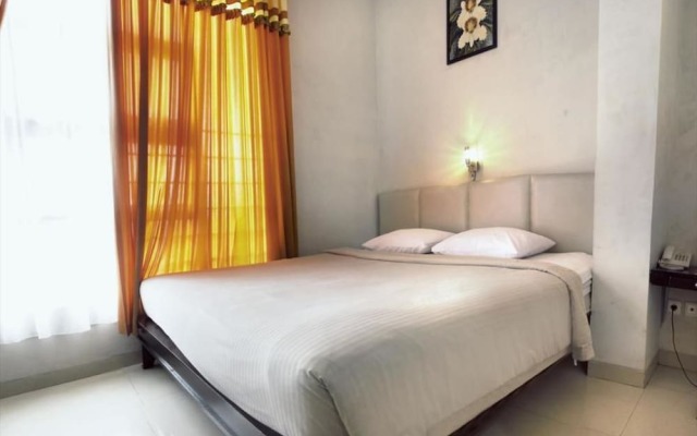 OYO 831 Central Hotel
