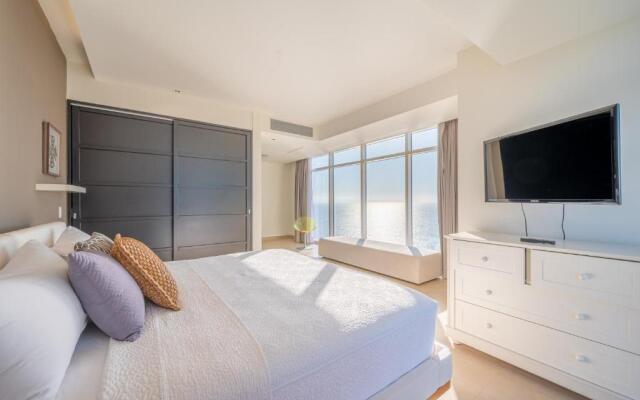 Capitalia Tres Mares Beach Residences & Marina