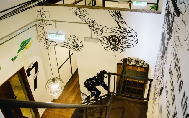 Paper Plane Hostel