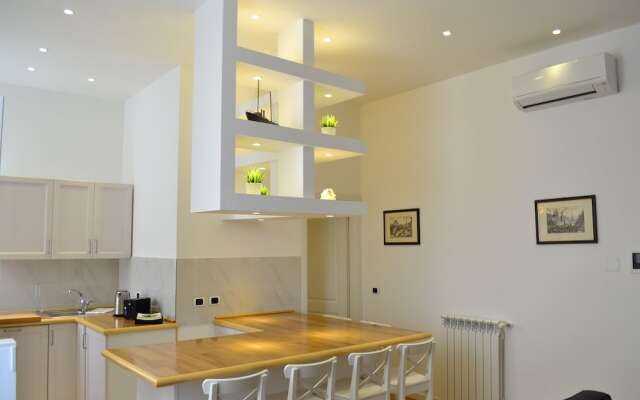 Ursa Major - Gioligio Rome Central Luxury Suite