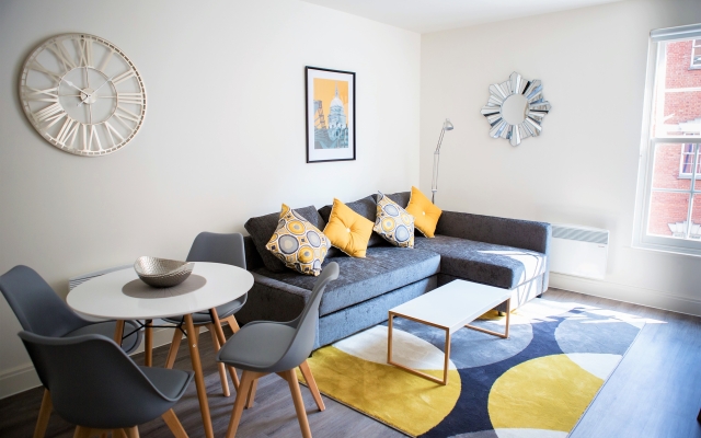 Your Apartment The Clarence - No.2