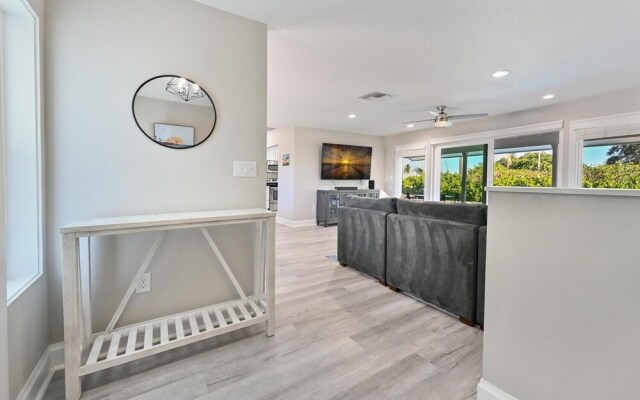 Buttonwd 813 - Buttonwood 3 Bedroom Home by Redawning