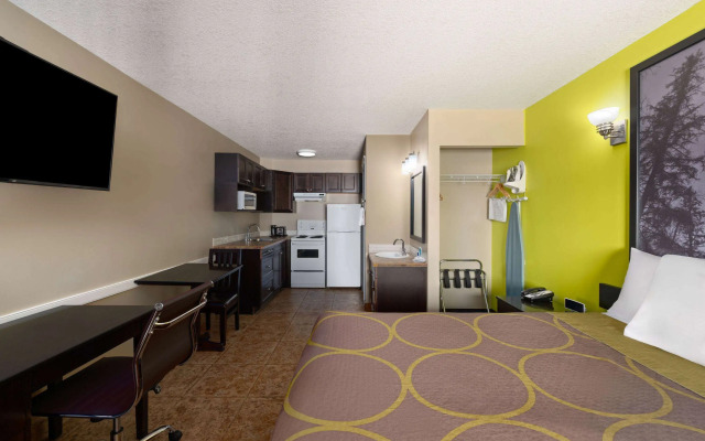Super 8 Fort McMurray