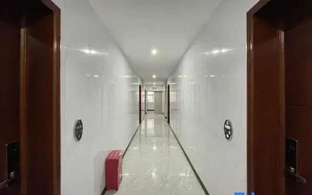 Mengzi Phoenix Kunlun Hotel