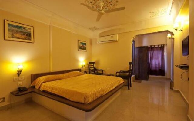 Hotel Mayaa Mansion