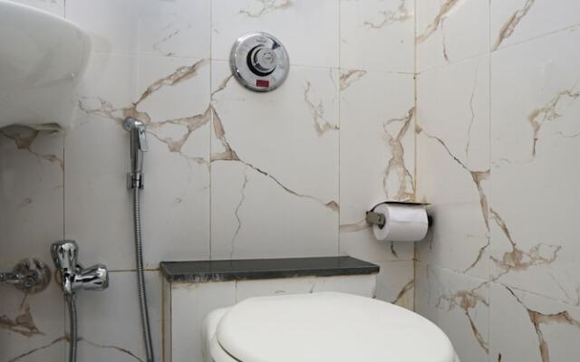 OYO 23670 Hotel Resonare Residency
