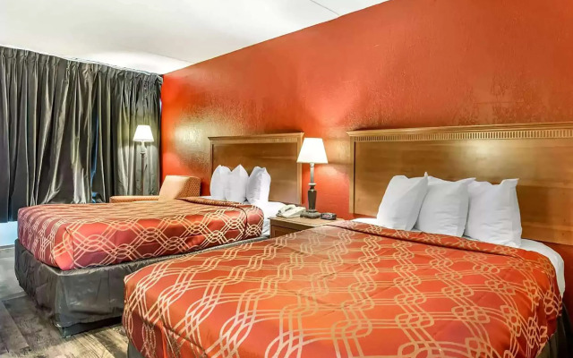 Super 8 by Wyndham Perrysburg/Toledo