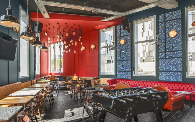 Eklo Hotels Bordeaux Centre Bastide