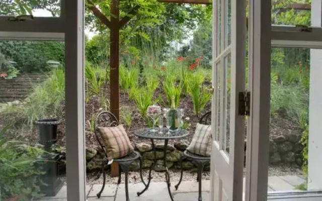 Raheen House Hotel