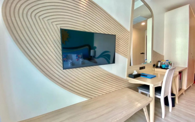 Elmas Cha-Am Design Hotel (SHA Extra Plus)