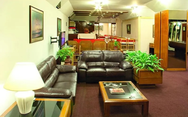 Balfers Hotel