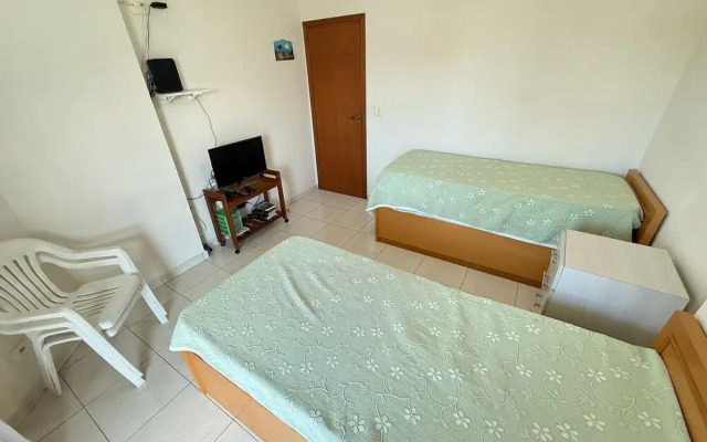 Pé na Areia Canto do Forte V