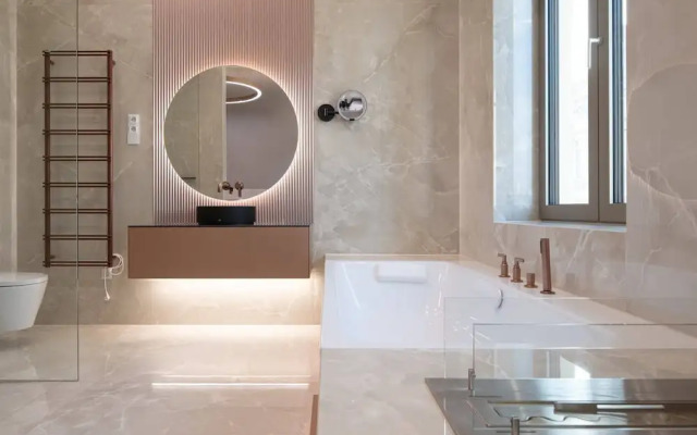 Luxury Penthouse In Downtown