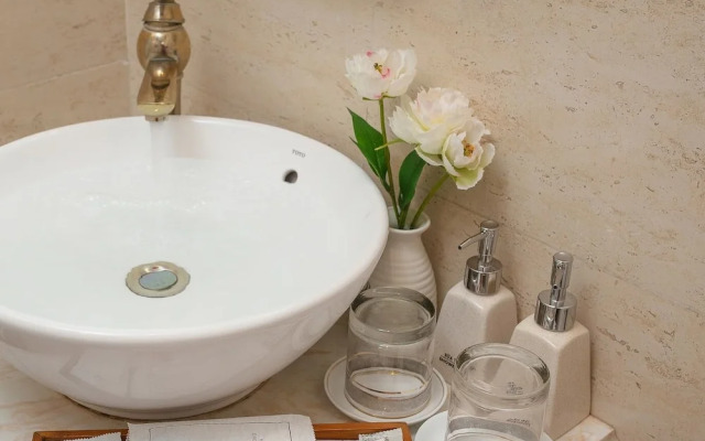 The Silk Grand Premium Hotel & Spa