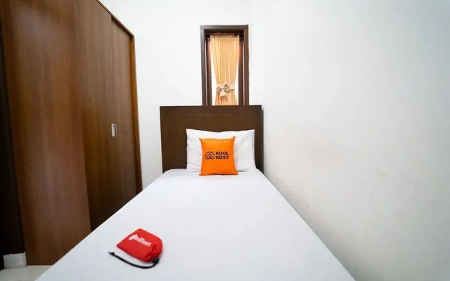 KoolKost Syariah near Alun Alun Kota Bandung