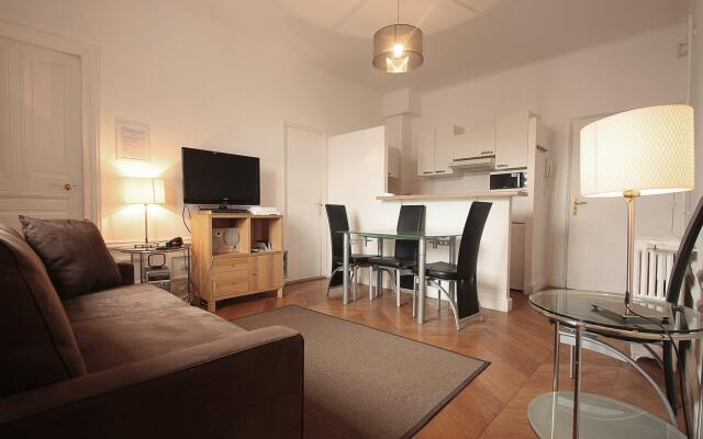 Bridgestreet Opera Apartments