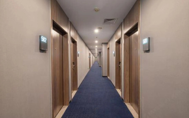 7Days Inn Zhuzhou red flag square