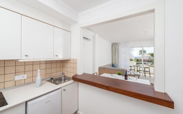 Apartamentos Massanet