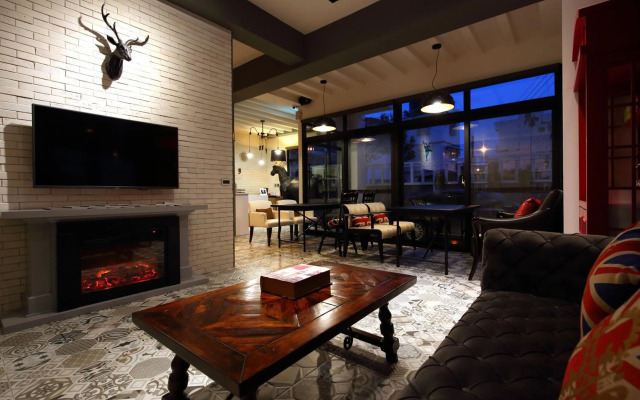 1999 Bed and Breakfast