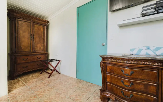 Mangel Halto Aruba one Minute Walk to Beach Apt2