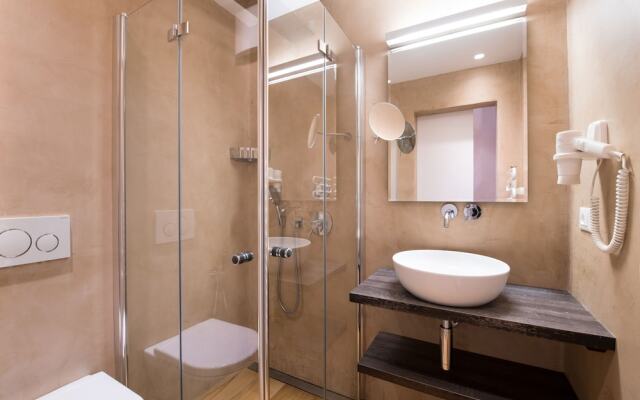 La Tambra B&B Residence - central with Restaurant