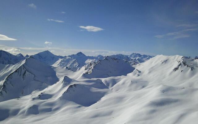 Apart la Montagnia