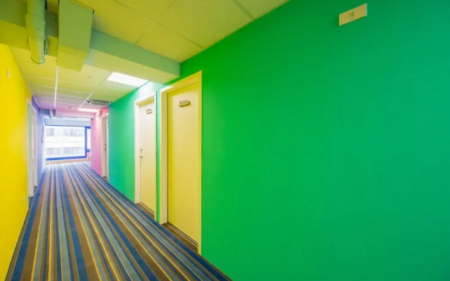 I Hi Hotel