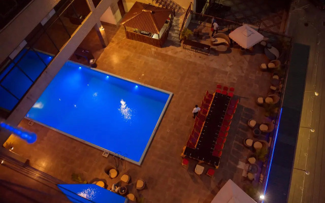 Seashells Millennium Hotel