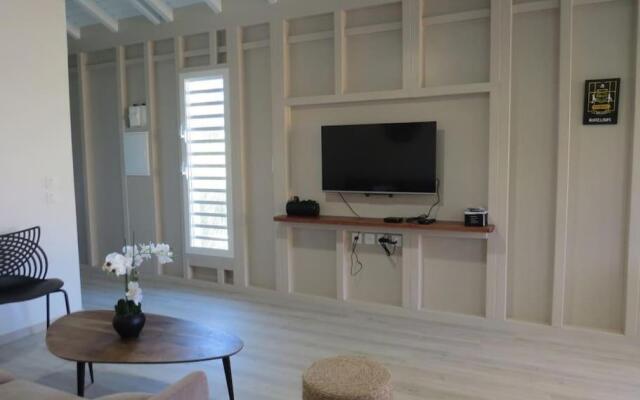 Ecolodge Barbuda - Natural Pool & Beach