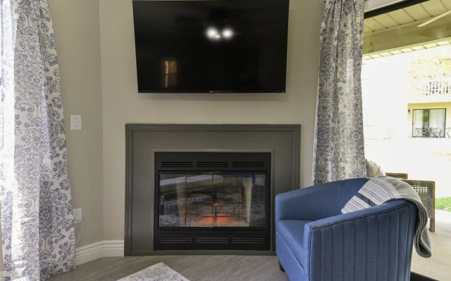 Pointe Royale 123-1 2 Bedroom Condo