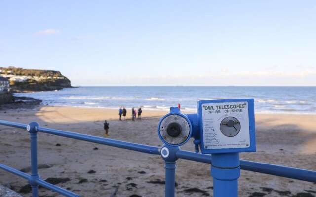 The Hideaway - Benllech