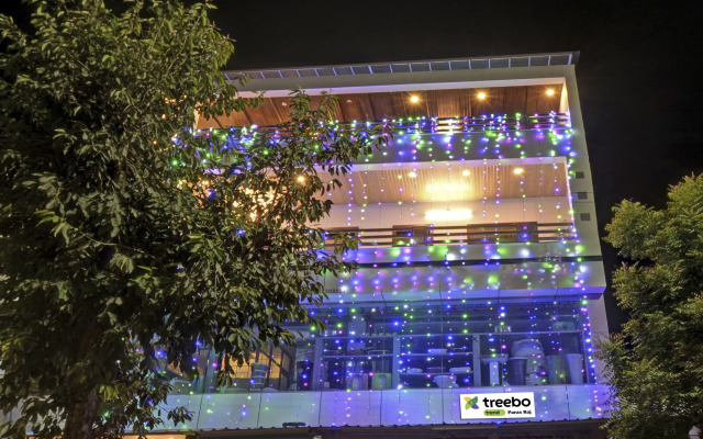 Treebo Paras Raj Near City Palace