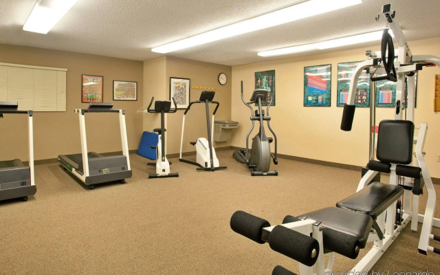 Sonesta Simply Suites Chicago Libertyville