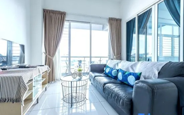 Private 5 star home @ Sky.Pod