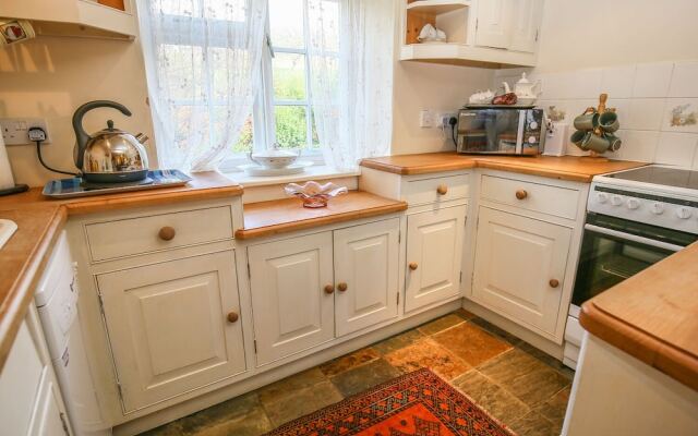 Neathwood Cottage, TETBURY