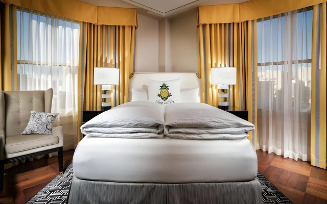 Staypineapple, An Elegant Hotel, Union Square