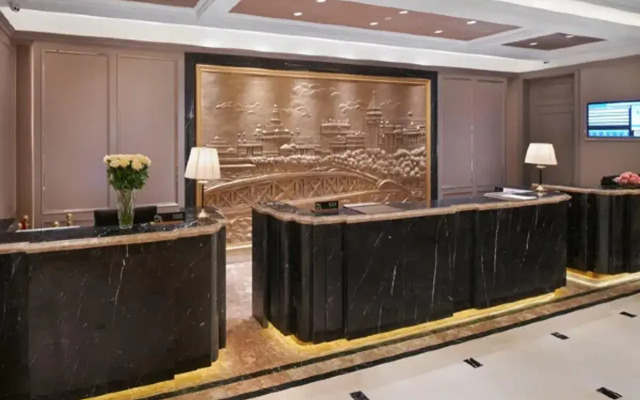 Hotel Belleaire Shanghai Jinshan Bailian Chengshi Shatan