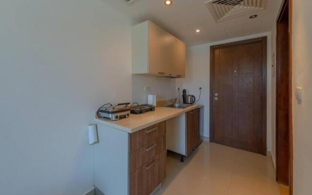 Cozy studio in GCribs with pool - Golden Apartments