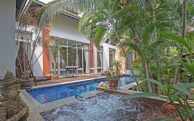 Jomtien Waree 2