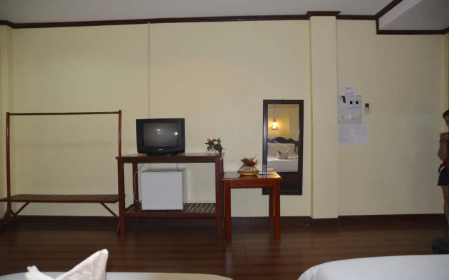 Vilayvong Hotel