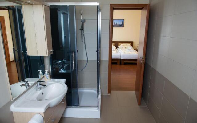 Aura Apartman