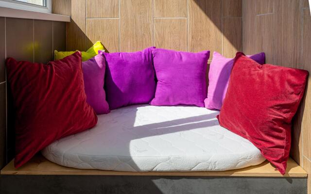 Апартаменты на улице Домбайская 10