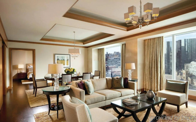 The Ritz-Carlton, Toronto