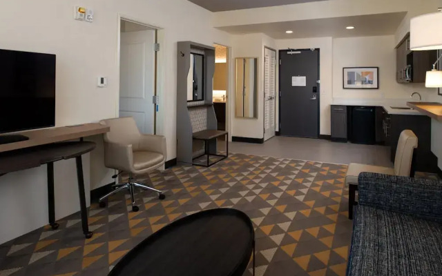 Holiday Inn & Suites Idaho Falls