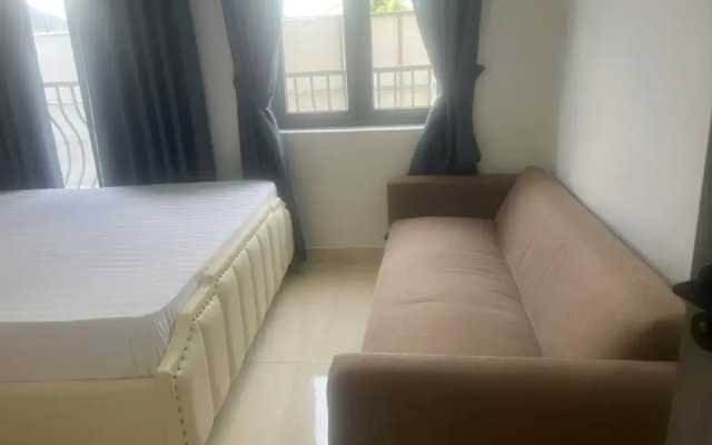 Motel Mys Dung as  Motel Lavie