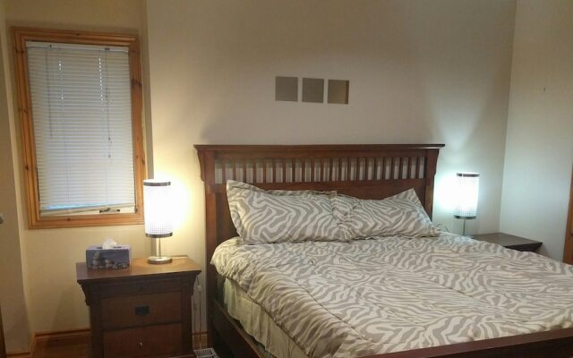Muskoka Lake and Marina View Room