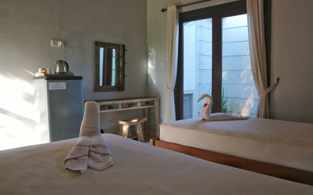 Louto Dmell Guesthouse & Villa